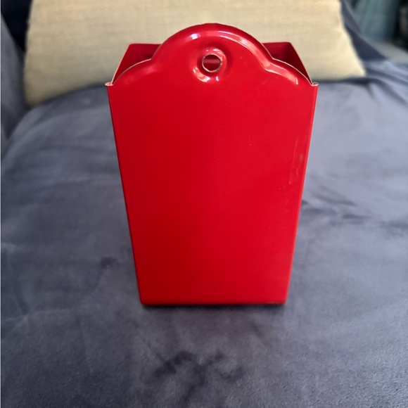 Vintage Floral Metal MatchHolder - Picture 2 of 4